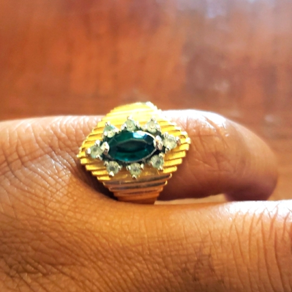 Vintage Taiwan Ring